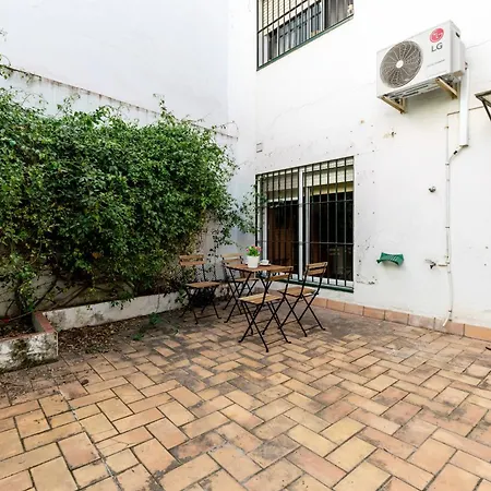 Holi-Rent Esperanza Apartment Seville Exterior photo
